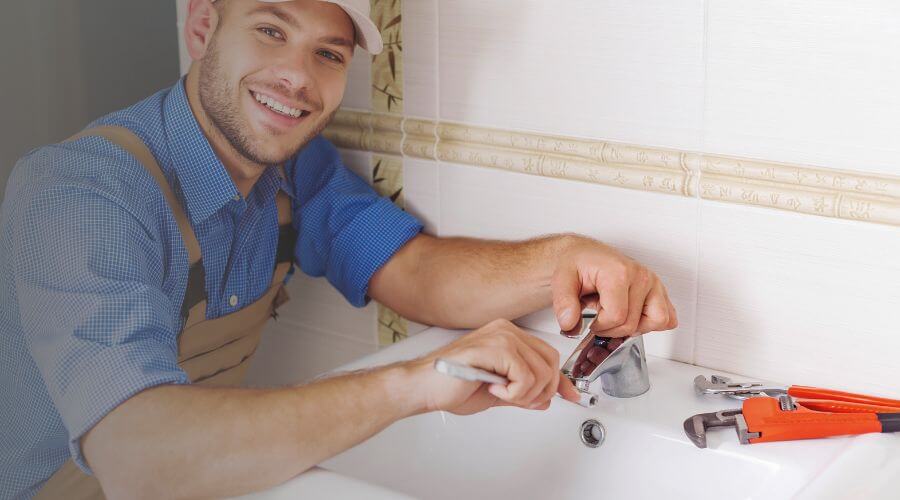 Local tankless water heater installation in Tipton, MO